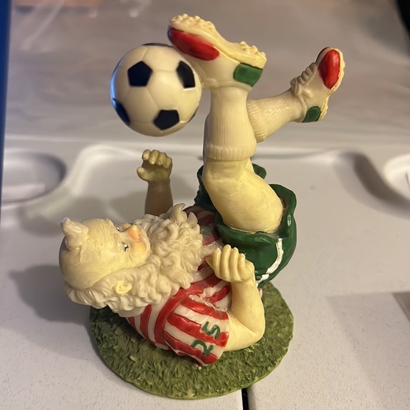 Santa Clause Christmas Holiday Soccer Ball Vintage Figurine Resin Decor House - Picture 2 of 6